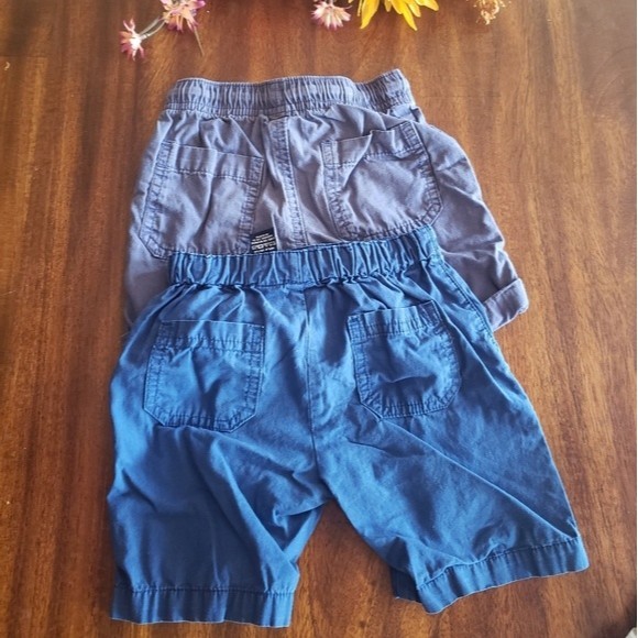 🔥4/$15🔥 Bundle 3 Pairs Shorts size 18 month Cargo shorts - Picture 9 of 10